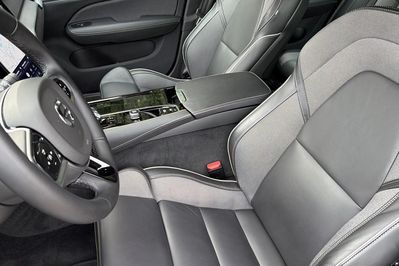 Volvo V60 T6 AWD Plug-In Hybrid Plus Bright aut