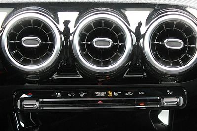 Mercedes CLA 180 d 8G-DCT