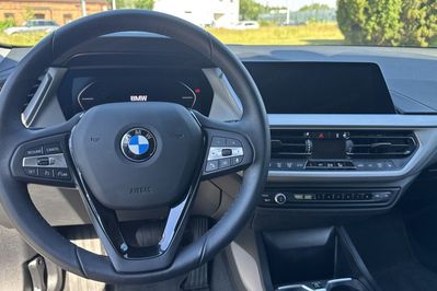 BMW Seria 1 118i Advantage aut
