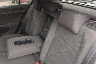 Volkswagen Golf Life 1.0 eTSI  DSG
