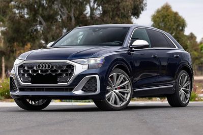 Audi Q8 SQ8 TFSI quattro