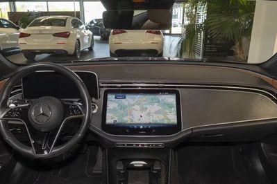 Mercedes E Klasa 200 d Avantgarde