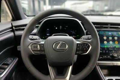 Lexus LBX 1.5 Hybrid Emotion