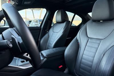 BMW Seria 3 330i xDrive M Sport