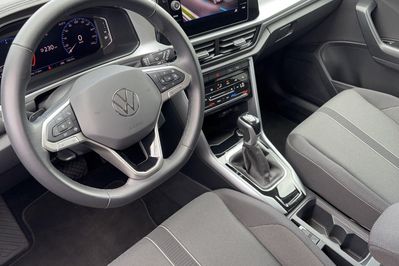 Volkswagen T-Roc eTSI Life DSG