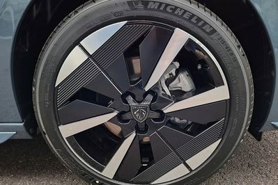 Peugeot 308 e-308  GT 54kWh