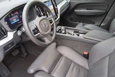 Volvo XC60 B5 B AWD Plus Dark