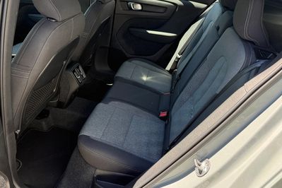 Volvo XC40 B3 Plus Dark