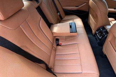 BMW Seria 5 530d xDrive mHEV M Sport sport-aut