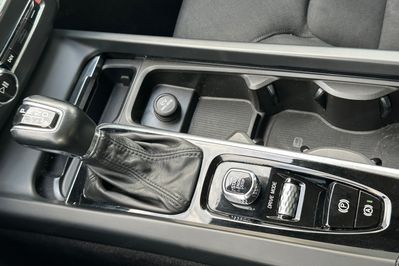 Volvo XC60 T4 Momentum aut