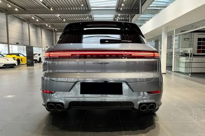 Porsche Cayenne Black Edition