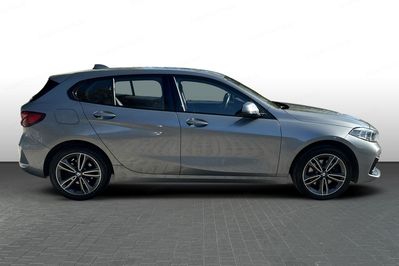 BMW Seria 1 118i Sport Line