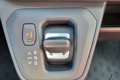 Renault Trafic L2H1 Extra AT9