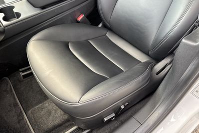 Tesla Model 3 RWD