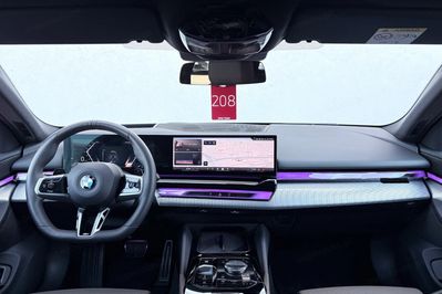BMW Seria 5 540d xDrive mHEV M Sport aut