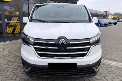 Renault Trafic L2H1 Extra AT9