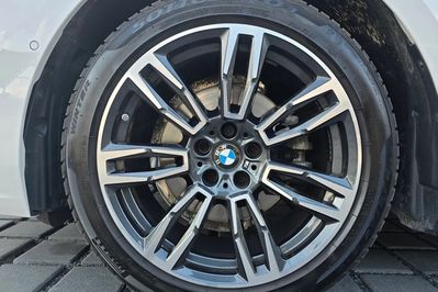 BMW Seria 5 520d xDrive M Sport aut
