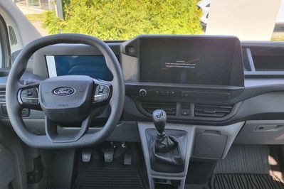 Ford Transit Custom Kombi M1 320 L2H1 Trend
