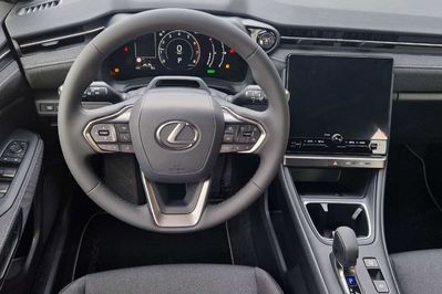 Lexus LBX Hybrid