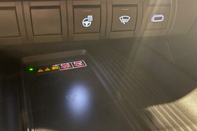 Toyota C-HR Executive 2.0 Plug-in Hybrid Dynamic Force