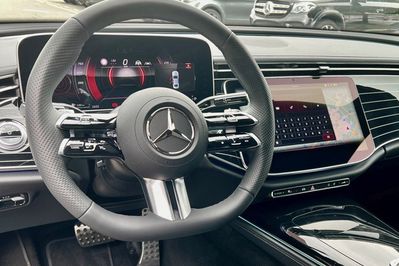 Mercedes Klasa E 220 d  4-Matic AMG