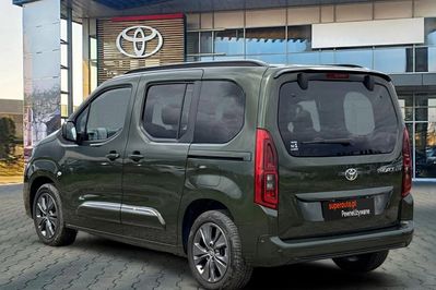Toyota Proace City Verso 1.5 d-4D Vip