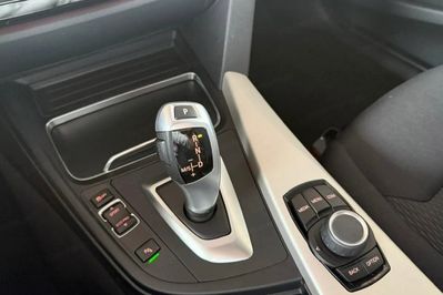 BMW Seria 3 Gran Turismo 320i Advantage