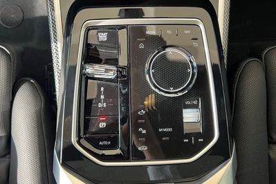 BMW Seria 7 740d xDrive M Sport