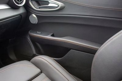 Alfa Romeo Giulia 2.0 Turbo Intensa Q4
