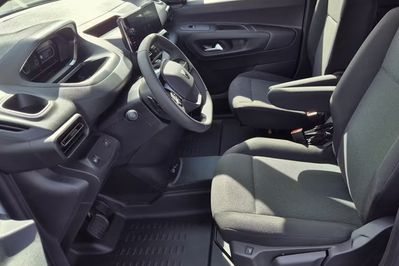 Peugeot Partner Van XL L2H1 Zabudowa Brygadowa EAT8