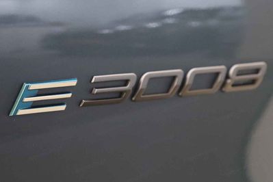 Peugeot 3008 e-3008 Allure 73kWh