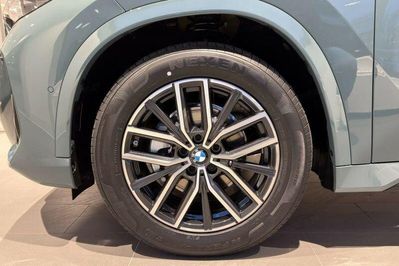 BMW iX1 xDrive30 M Sport