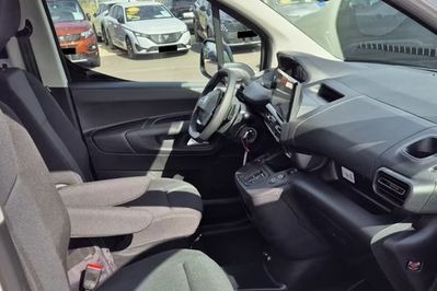 Peugeot Partner Van XL L2H1 Zabudowa Brygadowa EAT8