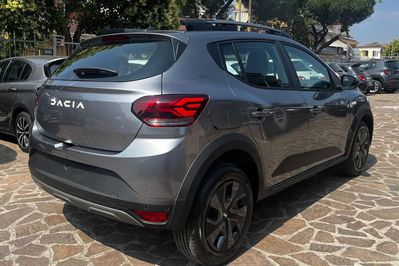 Dacia Sandero Stepway Expression LPG 1.0 TCe