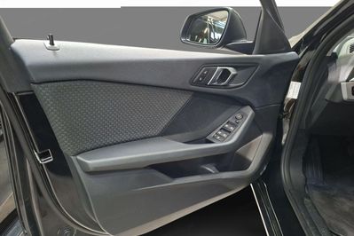 BMW Seria 1 118i M Sport