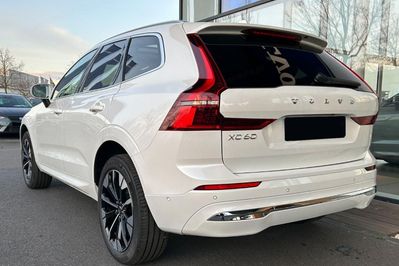 Volvo XC60 B5 AWD Ultra Bright