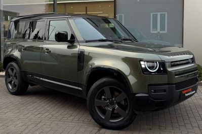 Land Rover Defender 110 Hardtop 3.0 D250 mHEV X-Dynamic