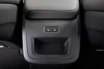 Volvo XC60 B5 B AWD Plus Dark aut