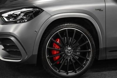 Mercedes GLA AMG 45 S 4-Matic+