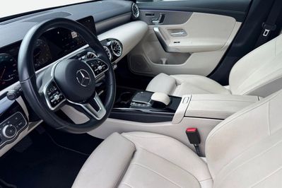 Mercedes CLA Shooting Brake 200