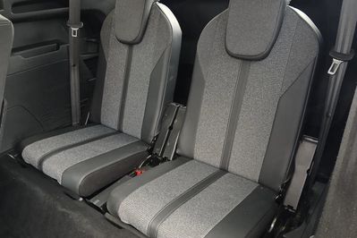 Peugeot 5008 1.6 PureTech Allure S&S EAT8