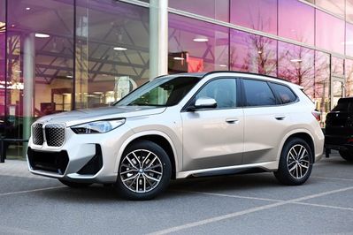 BMW iX1 xDrive30 M Sport
