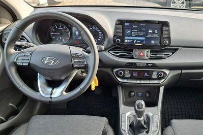 Hyundai i30 1.5 T-GDI 48V Smart