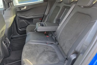 Ford Kuga 2.5 FHEV FWD Active X eCVT