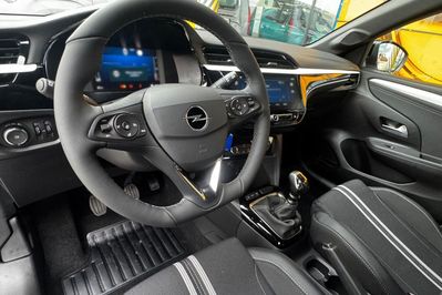 Opel Corsa GS  1.2 Turbo