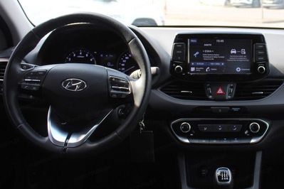 Hyundai i30 1.5 T-GDI Modern