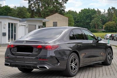 Mercedes Klasa E 300 e 4-Matic AMG