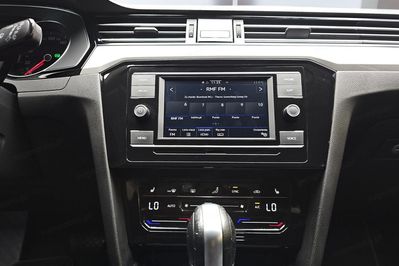 Volkswagen Passat 2.0 TDI EVO Business DSG