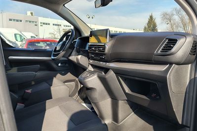 Peugeot Traveller BlueHDi