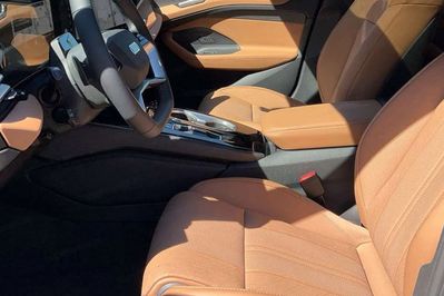 Audi A6 TDI quattro S line Avant